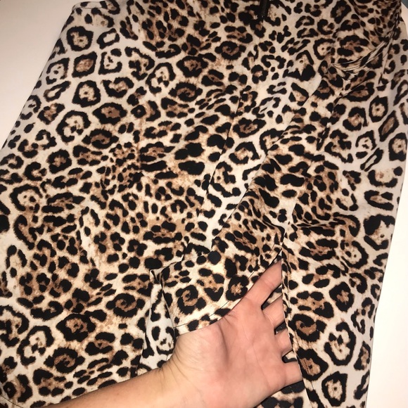 Forever 21 Leopard dress tank. Medium. - Picture 4 of 5